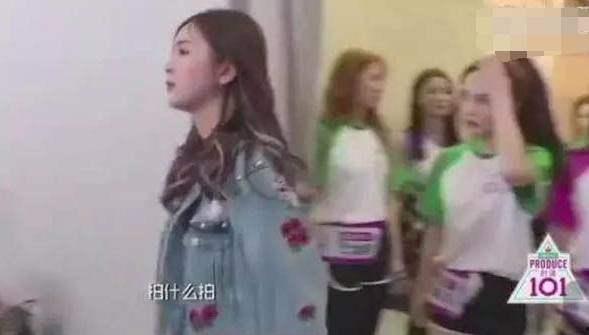 黑料吃黑瓜网多少,揭秘网络黑料的生成与传播